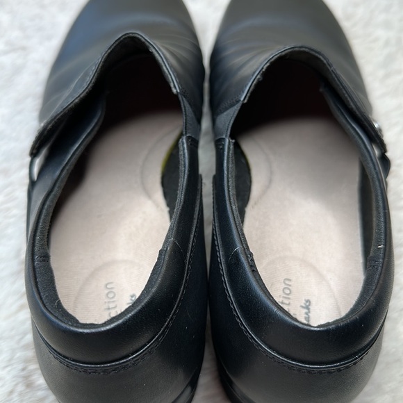 Clarks | Hope Roxanne Black Shoes, Size 7.5 - Picture 12 of 15